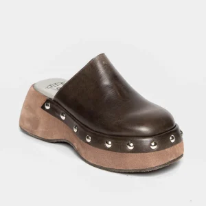 Zoccolo Alexandra con borchie tortora blek